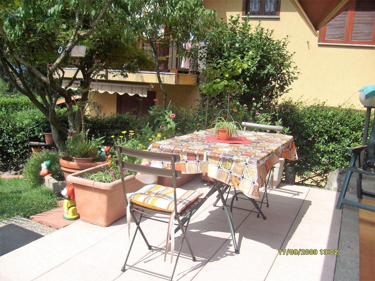 House Yanina Bellano Exterior foto