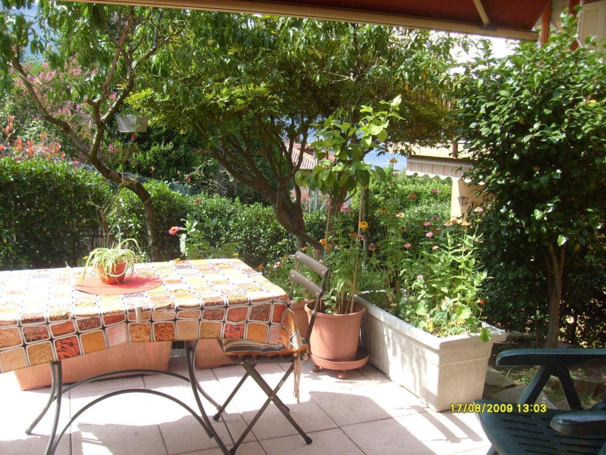 House Yanina Bellano Exterior foto